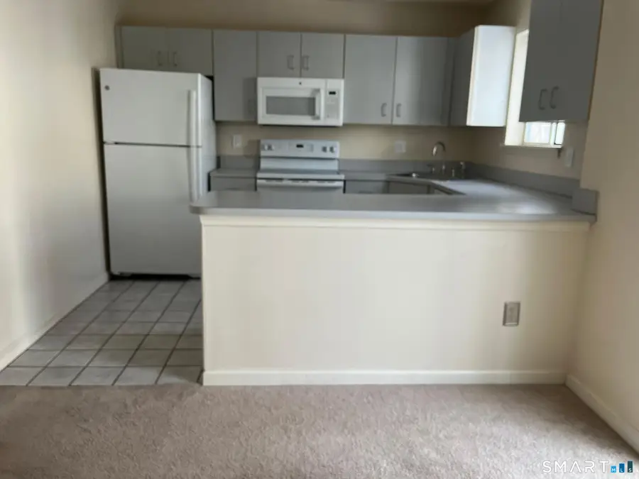 925 Oronoke Road #17F, Waterbury, CT 06708 - Image #3