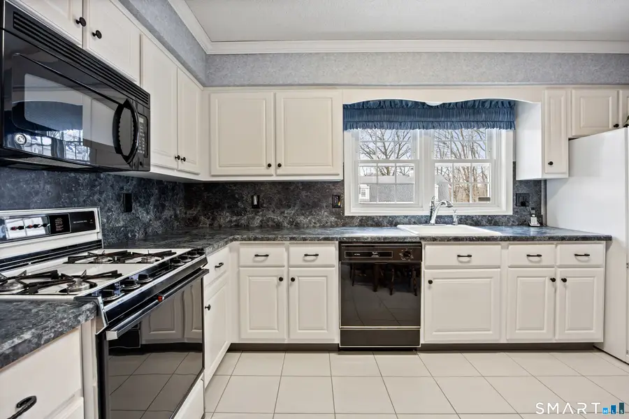 66 Old Towne Road #66, Cheshire, CT 06410 - Image #2