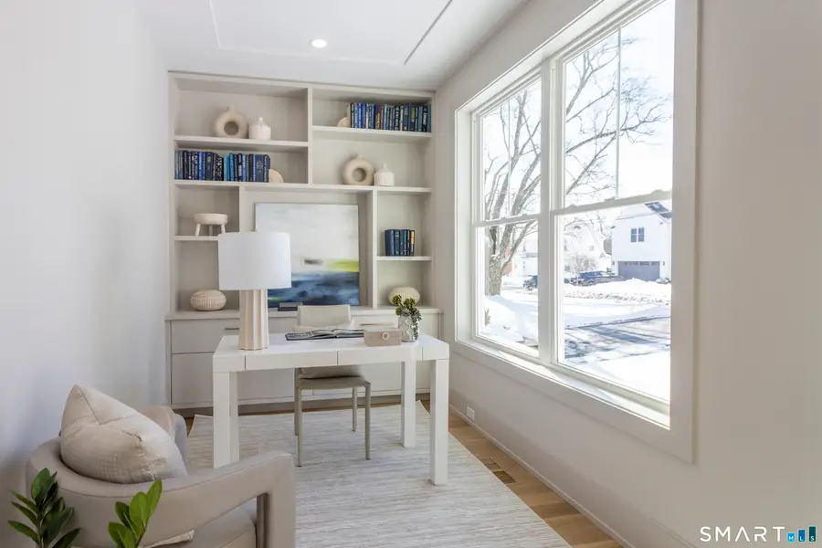 10 Wakenor Road, Westport, CT 06880 - Image #2