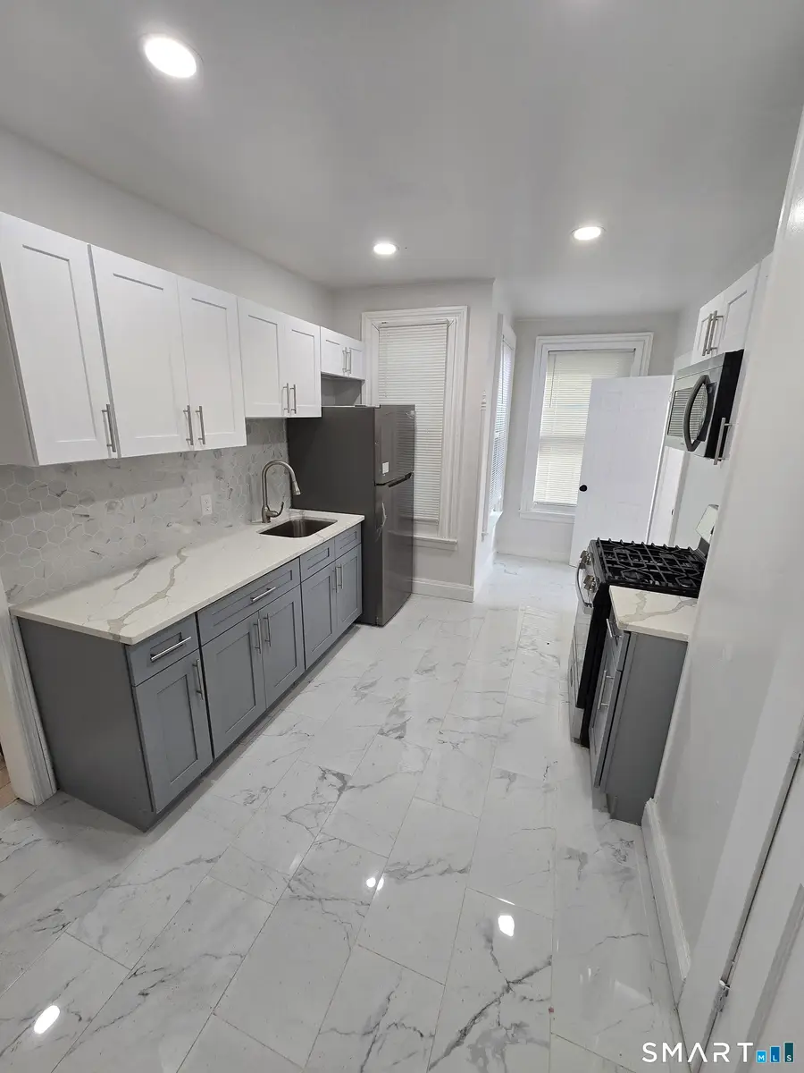 80 Dickerman Street, New Haven, CT 06511 - Image #2