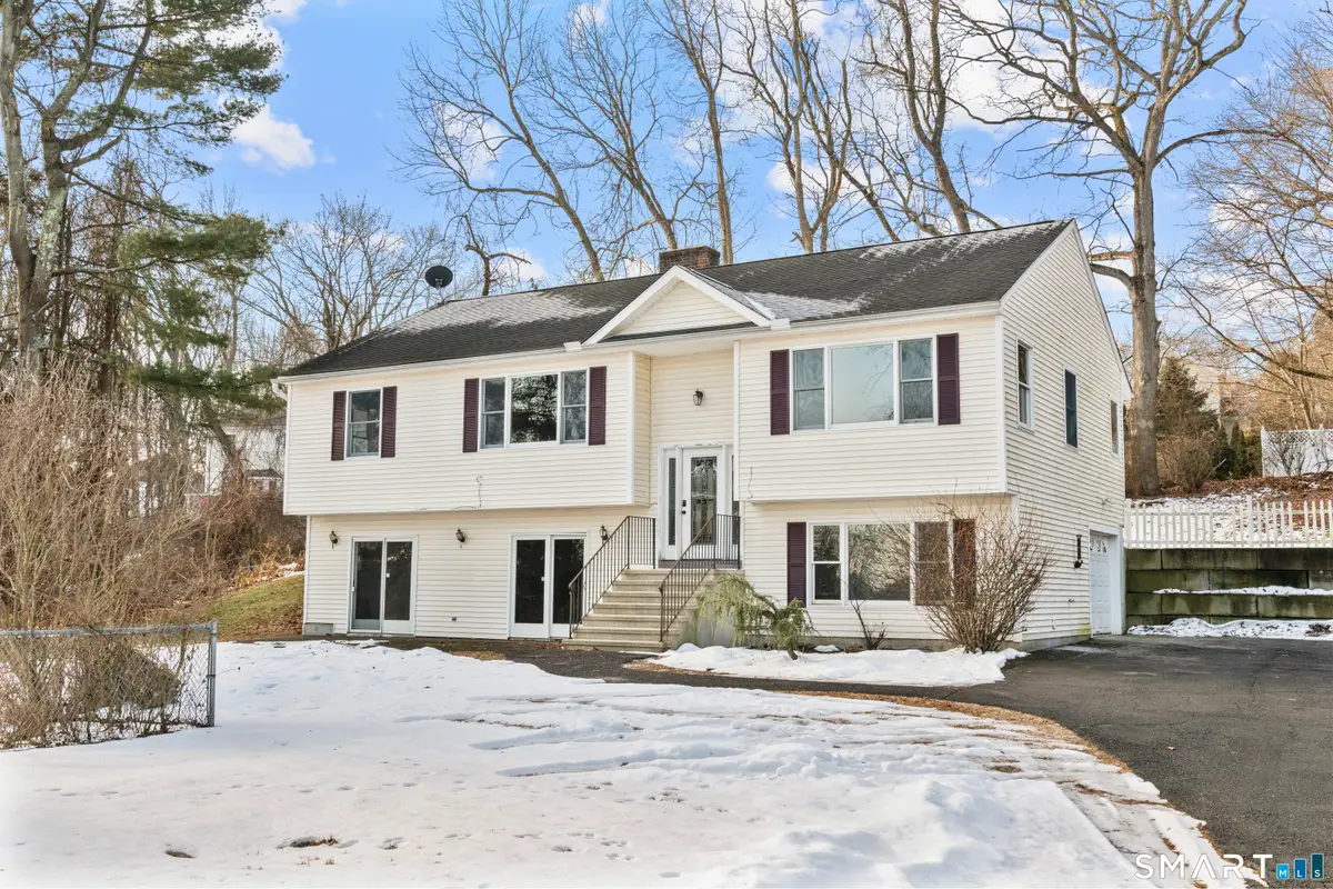 72 Congress Avenue, Shelton, CT 06484 - Image #1