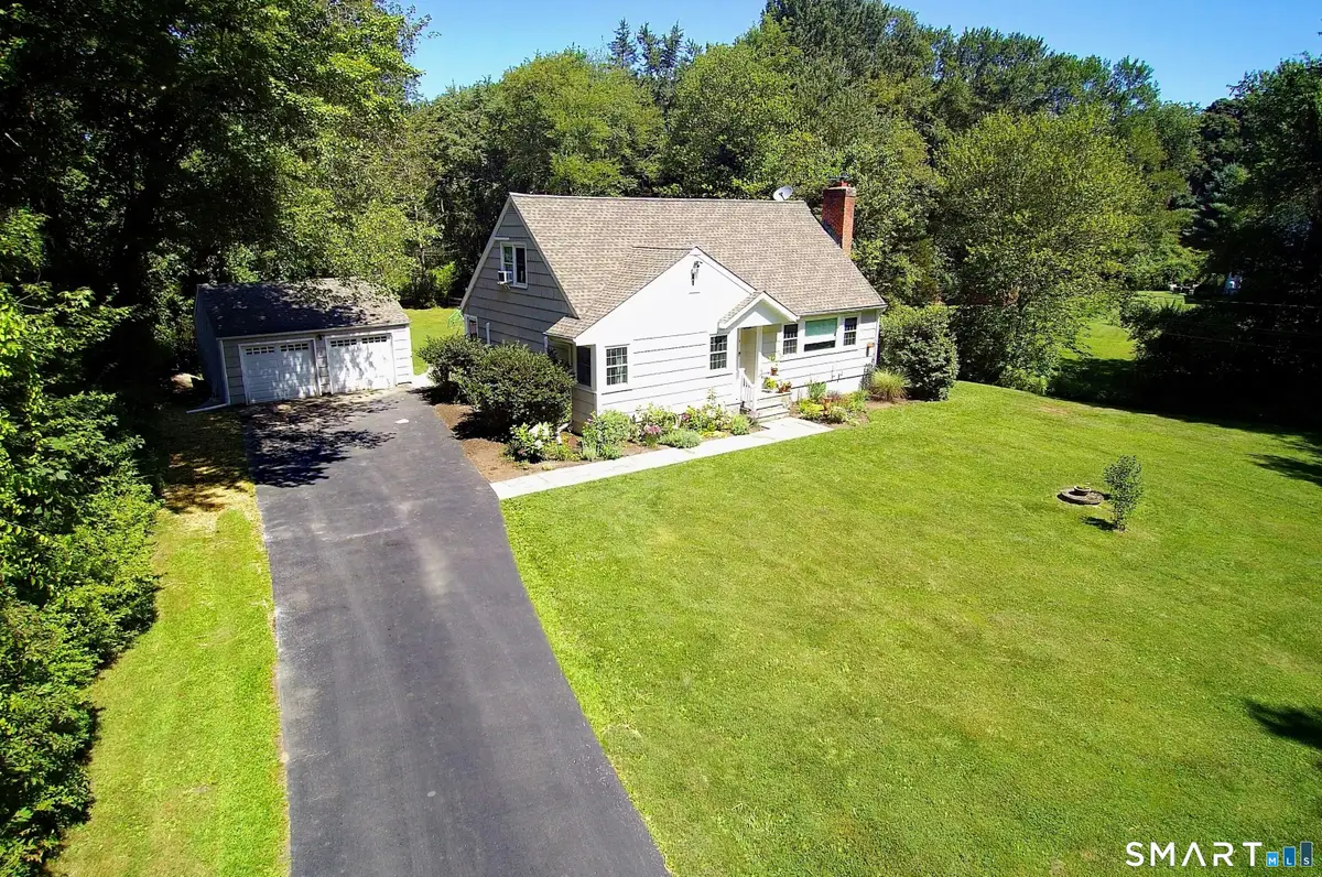 18 Head Of Meadow Road, Newtown, CT 06470 - Image #1