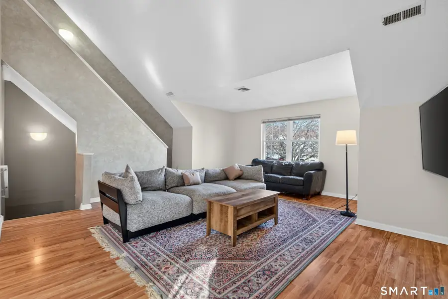 2390 State Street #L17C, Hamden, CT 06517 - Image #3