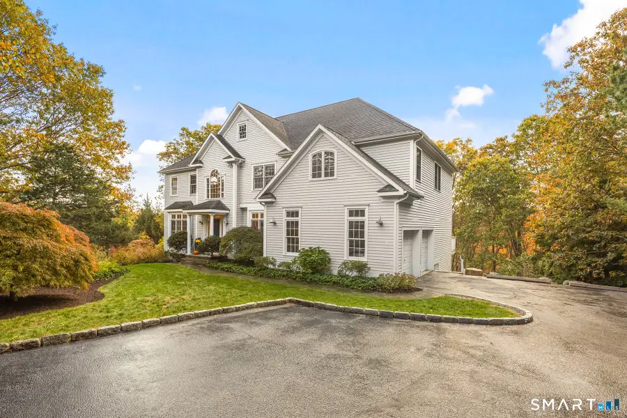 381 Chestnut Hill Road, Norwalk, CT 06851 - Image #2