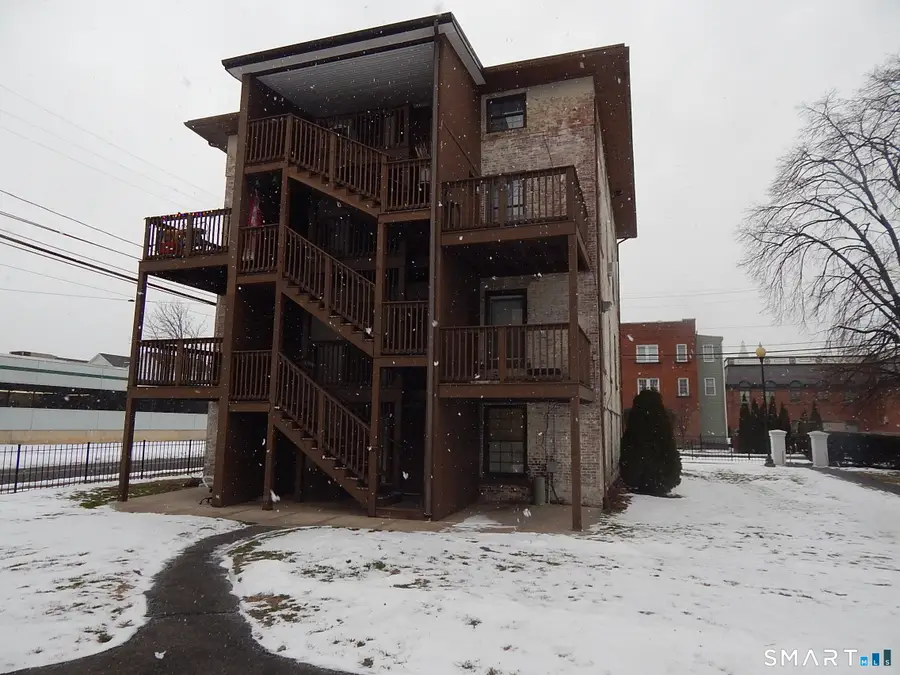 76 Van Block Avenue #6-A, Hartford, CT 06106 - Image #2