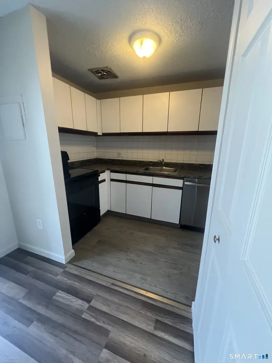 195 Burgundy Hill Lane #195, Middletown, CT 06457 - Image #3