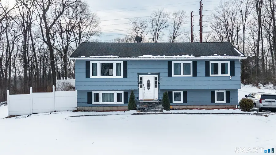 6 Chaucer Drive, Shelton, CT 06484 - Image #2