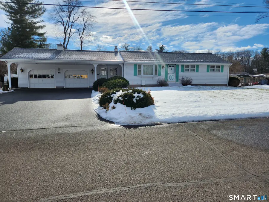 24 Iroquois Road, Enfield, CT 06082 - Image #3