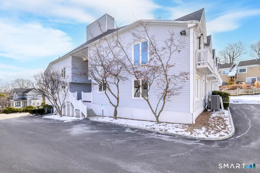 115 Flax Hill Road #Apt 10, Norwalk, CT 06854 - Image #3