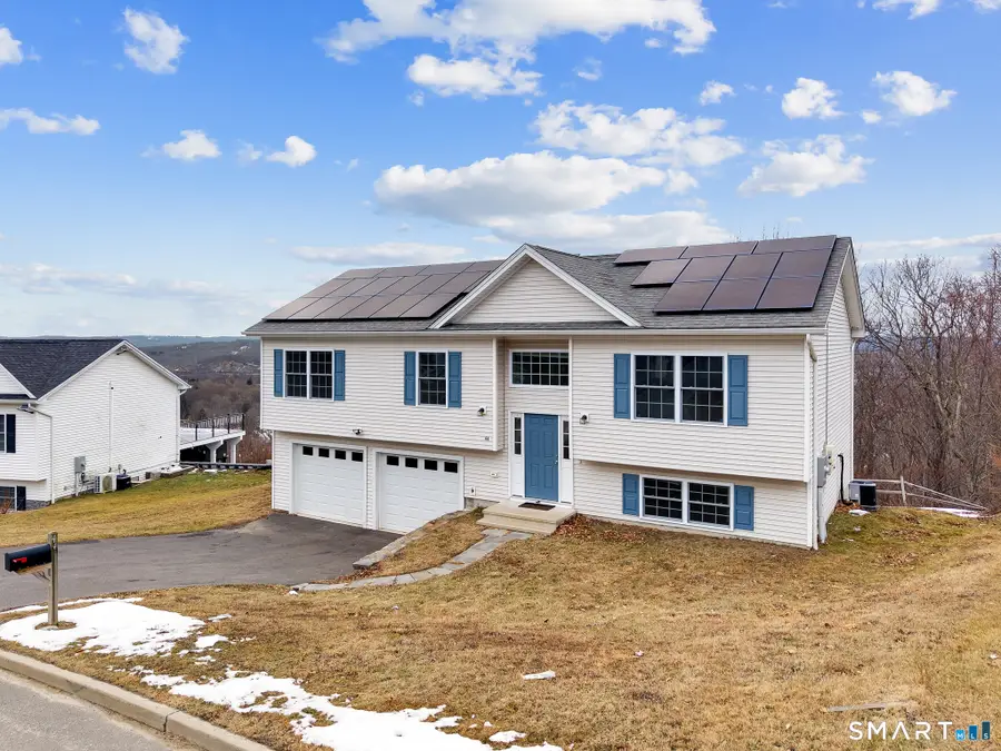 44 Shadybrook Lane, Waterbury, CT 06706 - Image #2