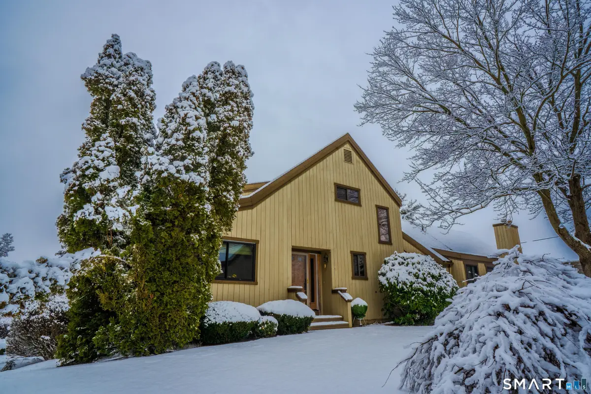 635 North Trail #B, Stratford, CT 06614 - Image #1