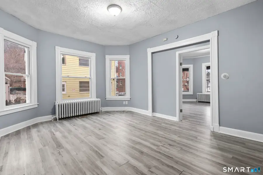 16 Plaza Avenue, Waterbury, CT 06710 - Image #3