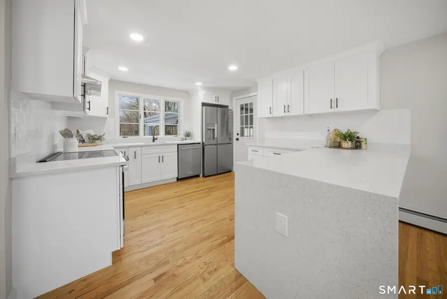 16 Petemont Drive, Farmington, CT 06032 - Image #3