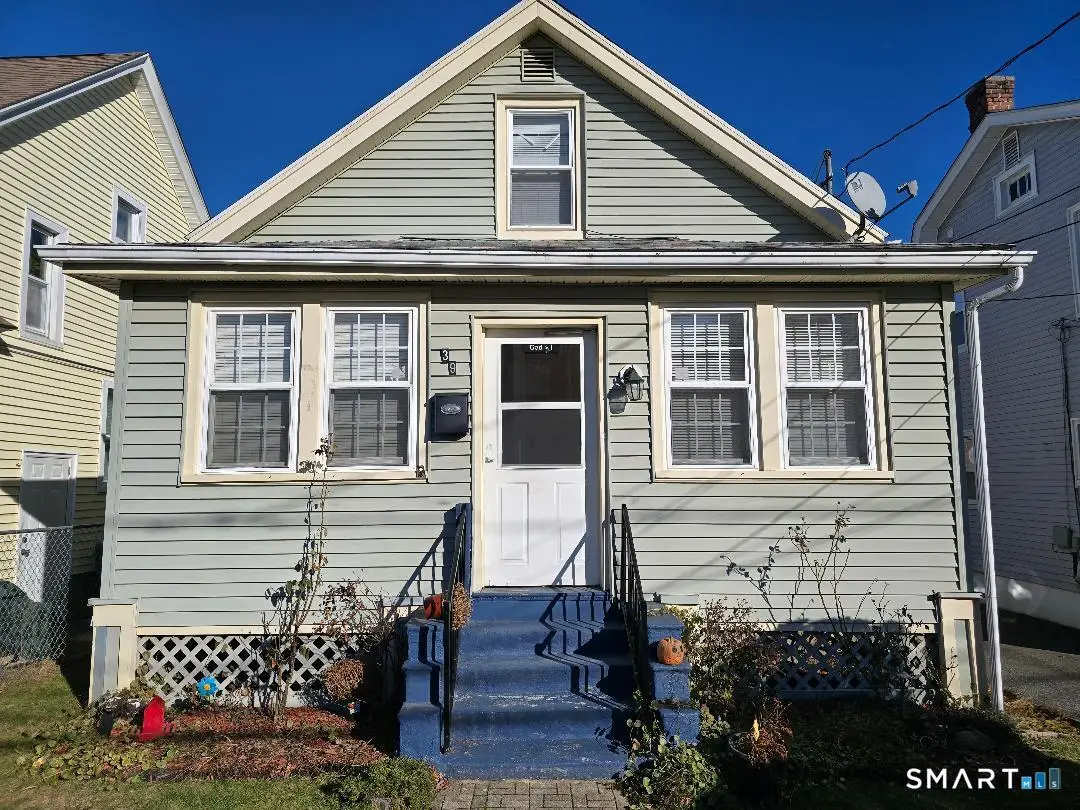 39 Lockhart Avenue, Waterbury, CT 06705 - Image #1