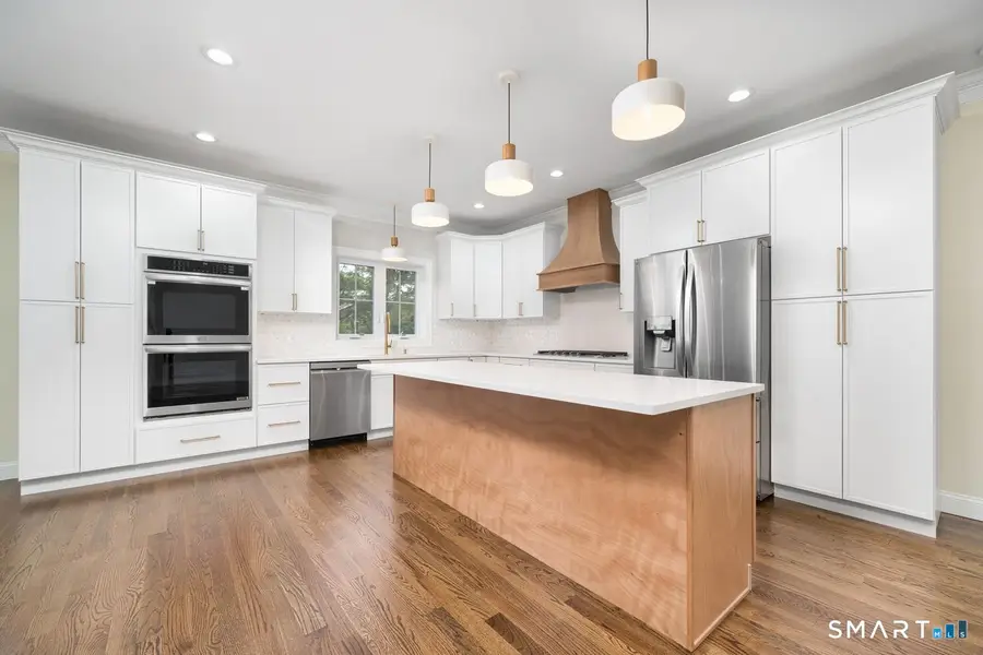 12 Verville Road, Avon, CT 06001 - Image #2