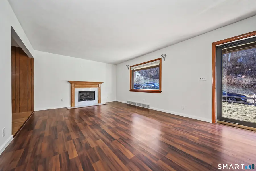 32 Brookdale Road, Seymour, CT 06483 - Image #3