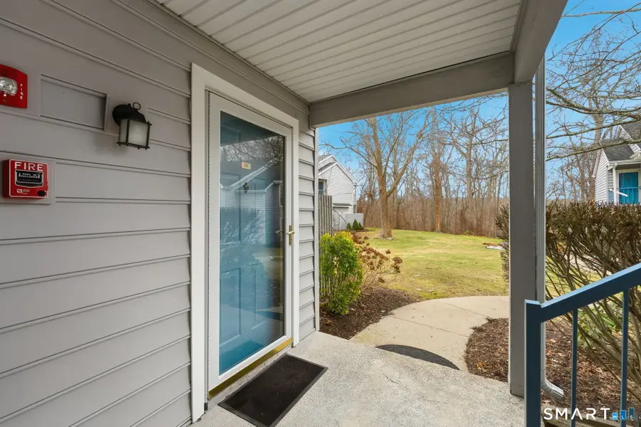 75 Crown Knoll Court #APT 103, Groton, CT 06340 - Image #3