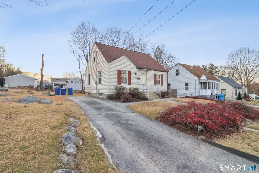 125 Macarthur Drive, Waterbury, CT 06704 - Image #3