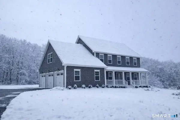 26 Farm View Drive, Norwich, CT 06360