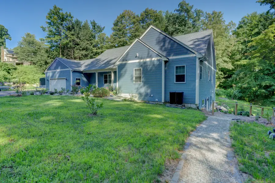 404 Bassetts Bridge Road, Mansfield, CT 06250 - #3