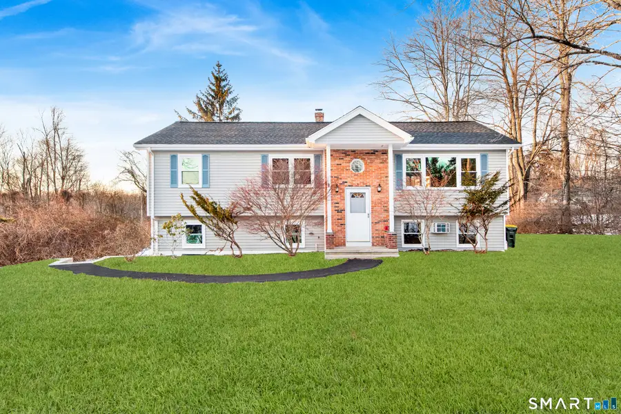 21 Donna Drive, New Fairfield, CT 06812 - Image #2