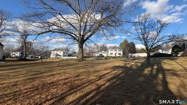 3 Riverdale Road, Enfield, CT 06082