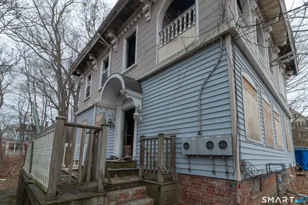 76 Laurel Hill Avenue, Norwich, CT 06360