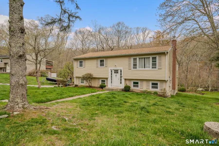 20 Willow Lane, Ledyard, CT 06339 - #3