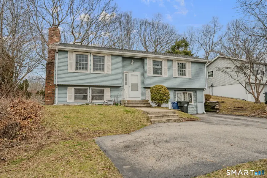 10 Amherst Court, Old Mystic, CT 06355 - #3