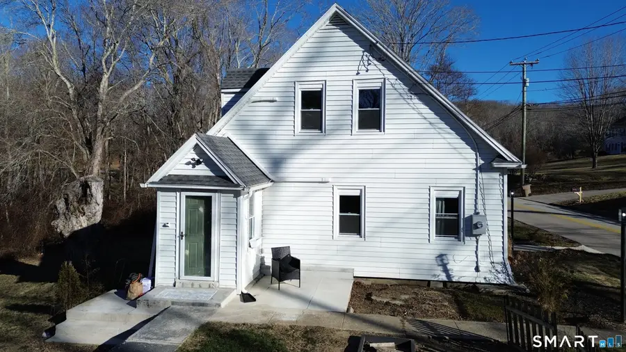 52 Walnut Hill Road, East Lyme, CT 06333 - Image #3