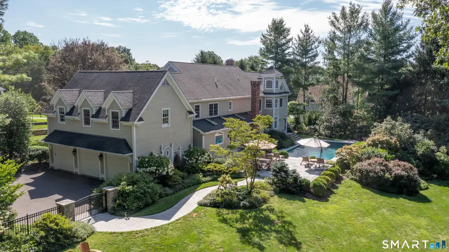 110 Queens Grant Drive, Fairfield, CT 06824 - Image #2