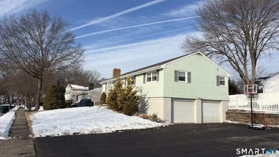 280 Goldbach Drive, Stratford, CT 06614 - Image #2