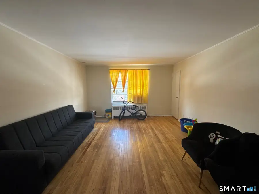 211 Louisiana Avenue #D, Bridgeport, CT 06610 - #3