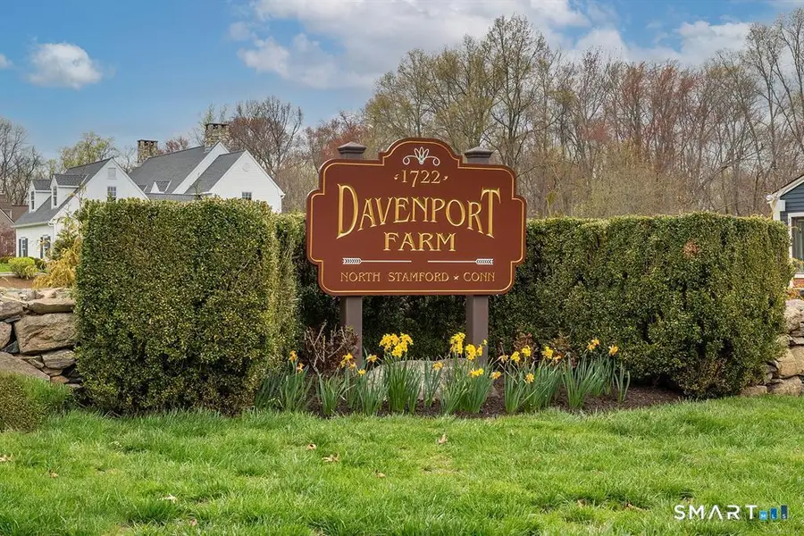 35 Davenport Farm Lane East, Stamford, CT 06903 - #3