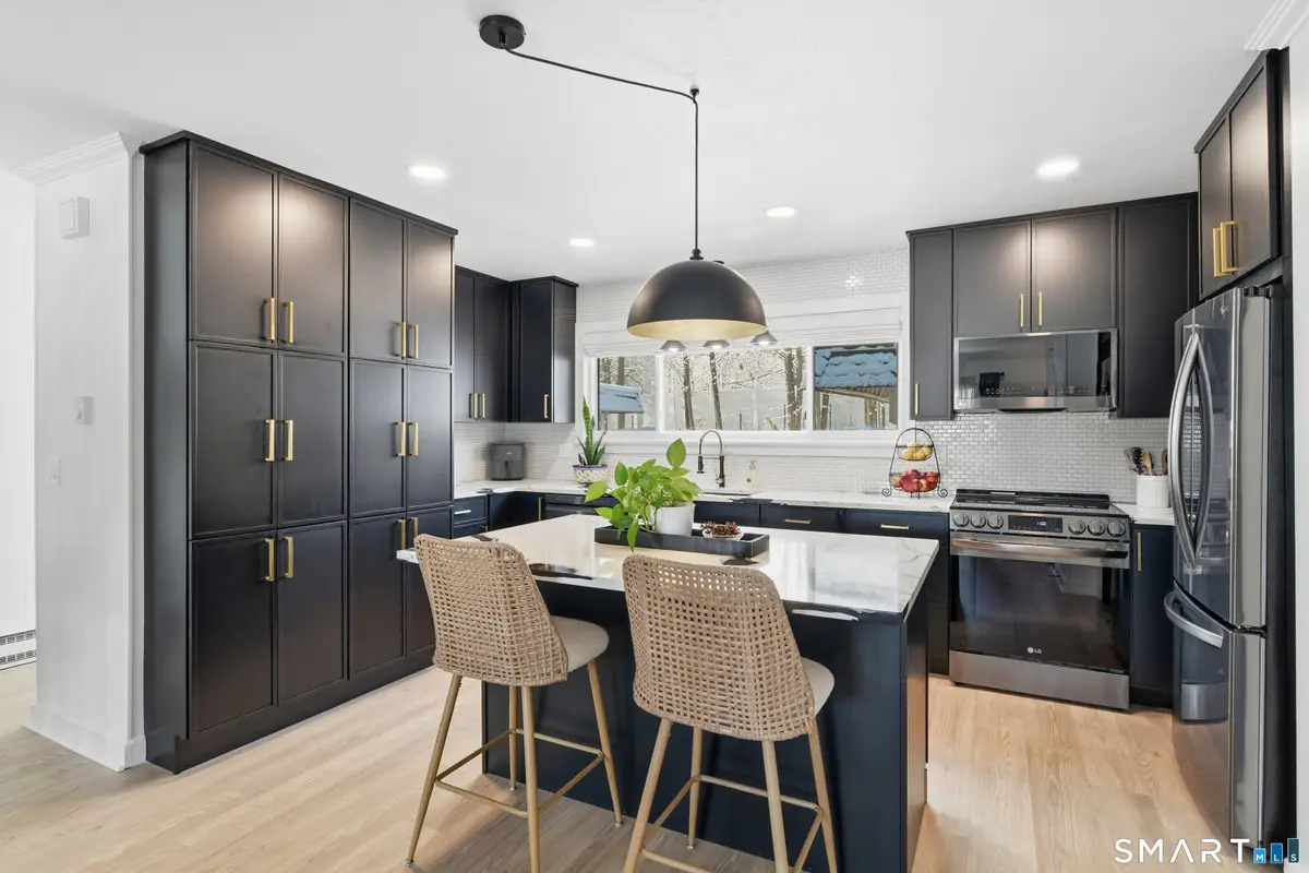 4 Pebblestone Circle #4, Suffield, CT 06078 - #1