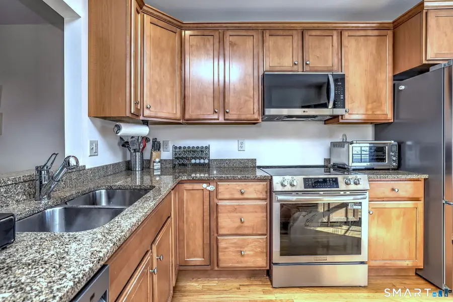 31 South Turnpike Road #APT C2, Wallingford, CT 06492 - Image #3