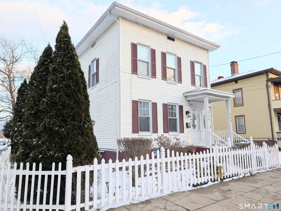 454 Pembroke Street, Bridgeport, CT 06608 - #3