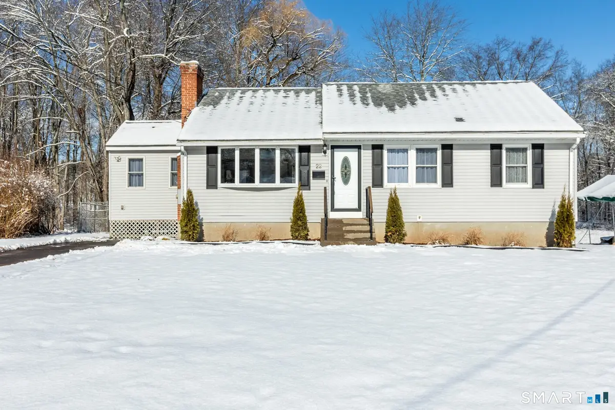 22 Mohawk Circle, Newington, CT 06111 - Image #1