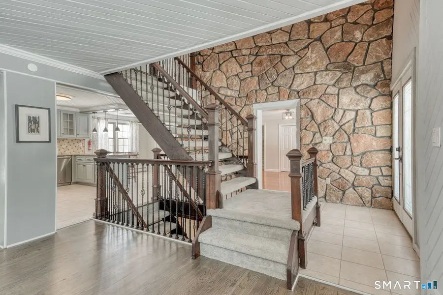 9 Preli Court, Southington, CT 06489 - #3