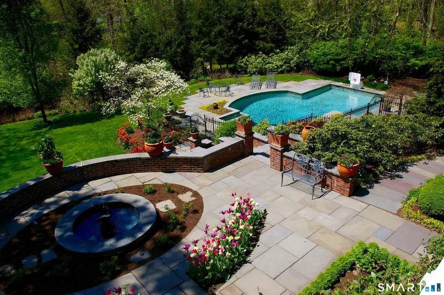 24 Clearview Lane, New Canaan, CT 06840 - #2