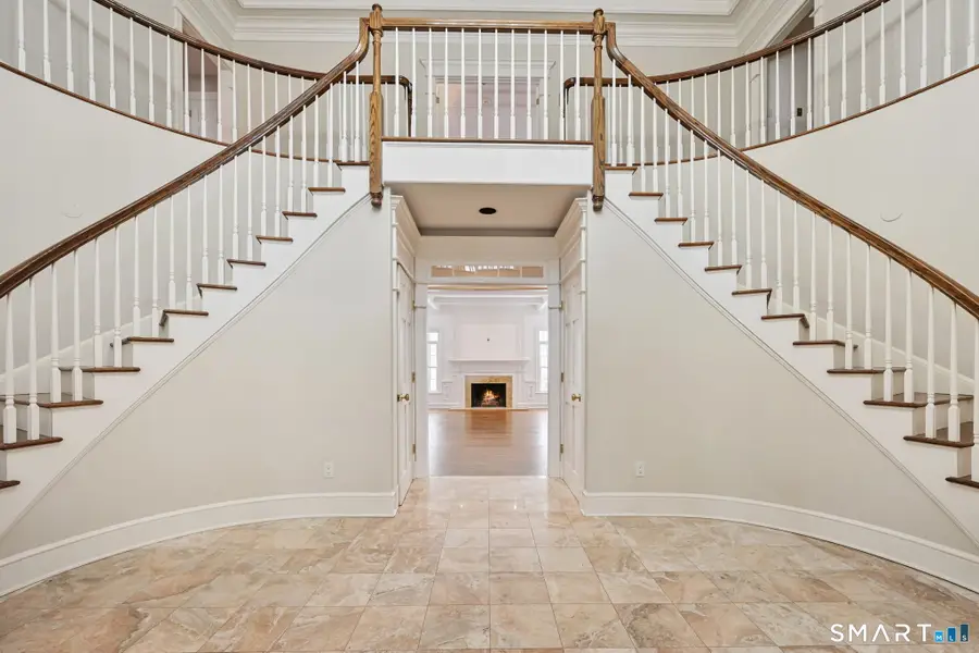 24 Clearview Lane, New Canaan, CT 06840 - #3