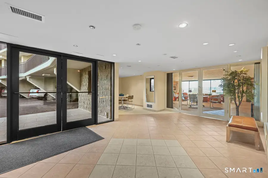 100 Seaview Avenue #2J, Norwalk, CT 06855 - Image #3