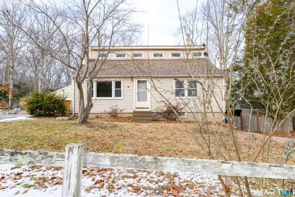 39 Rocky Ledge Drive, Clinton, CT 06413