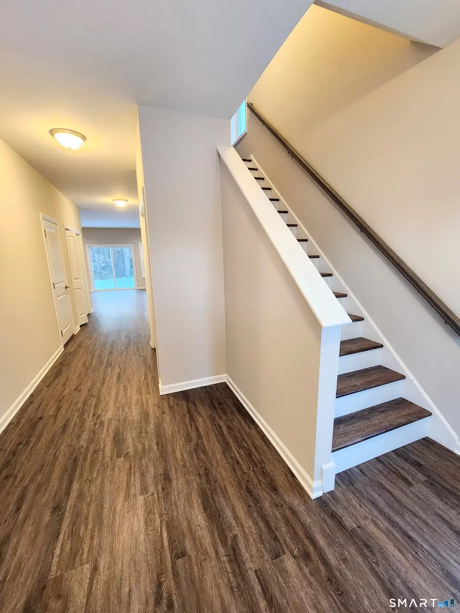 22 Lombard Circle #8, North Haven, CT 06473 - Image #2