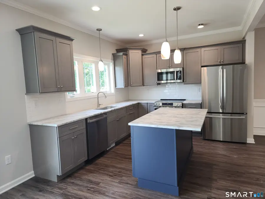 20 Lombard Circle #7, North Haven, CT 06473 - Image #3