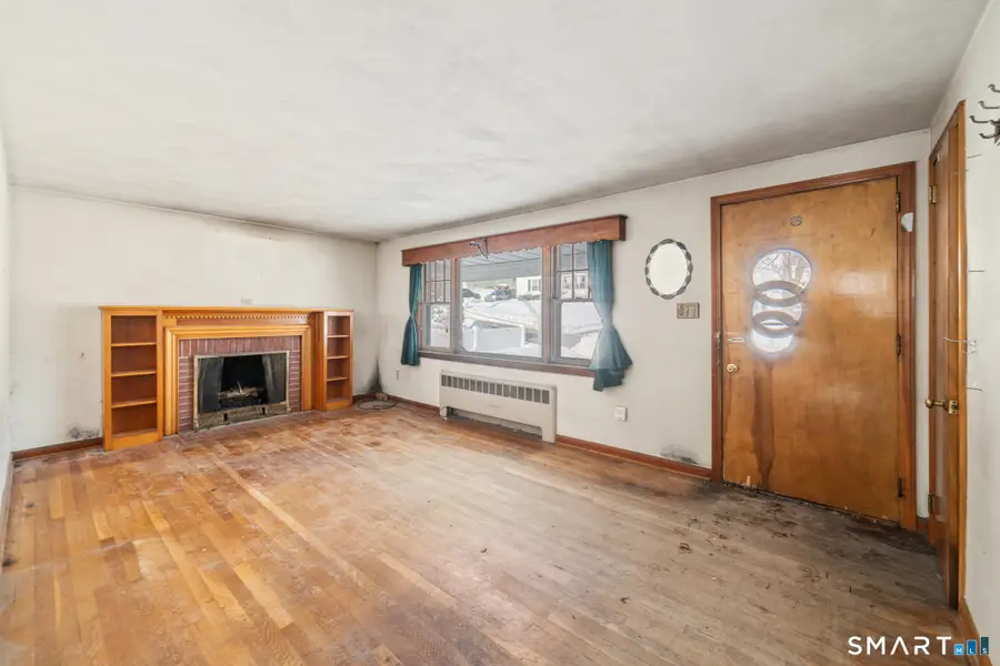 24 Pentlow Avenue, New Britain, CT 06053 - #2