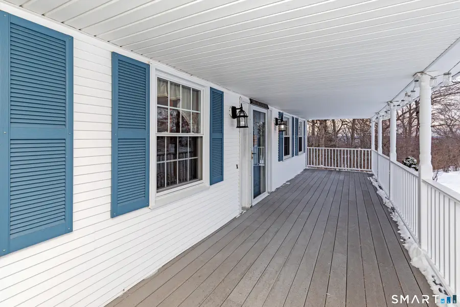 52 Traceyann Court, Naugatuck, CT 06770 - Image #3