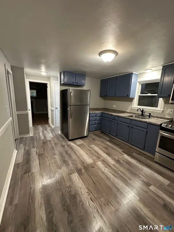 574 South Quaker Lane, West Hartford, CT 06110