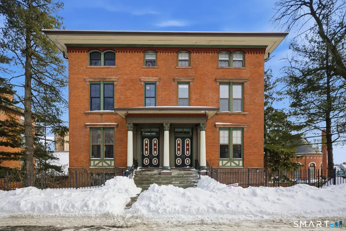 34 Charter Oak Place #4, Hartford, CT 06183 - Image #1