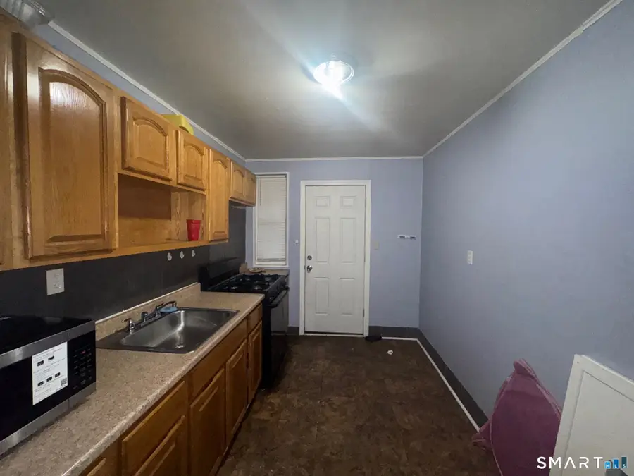 154 Virginia Avenue #B, Bridgeport, CT 06610 - Image #3